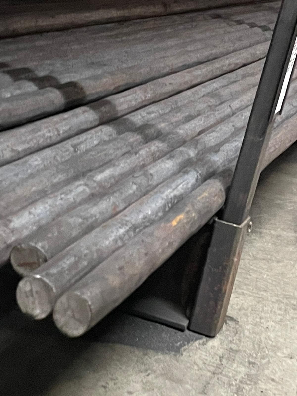 Rundeisen geschmiedet Ø 8 mm Laenge- 3000 mm Stahl -Roh- S235JR-88.116100