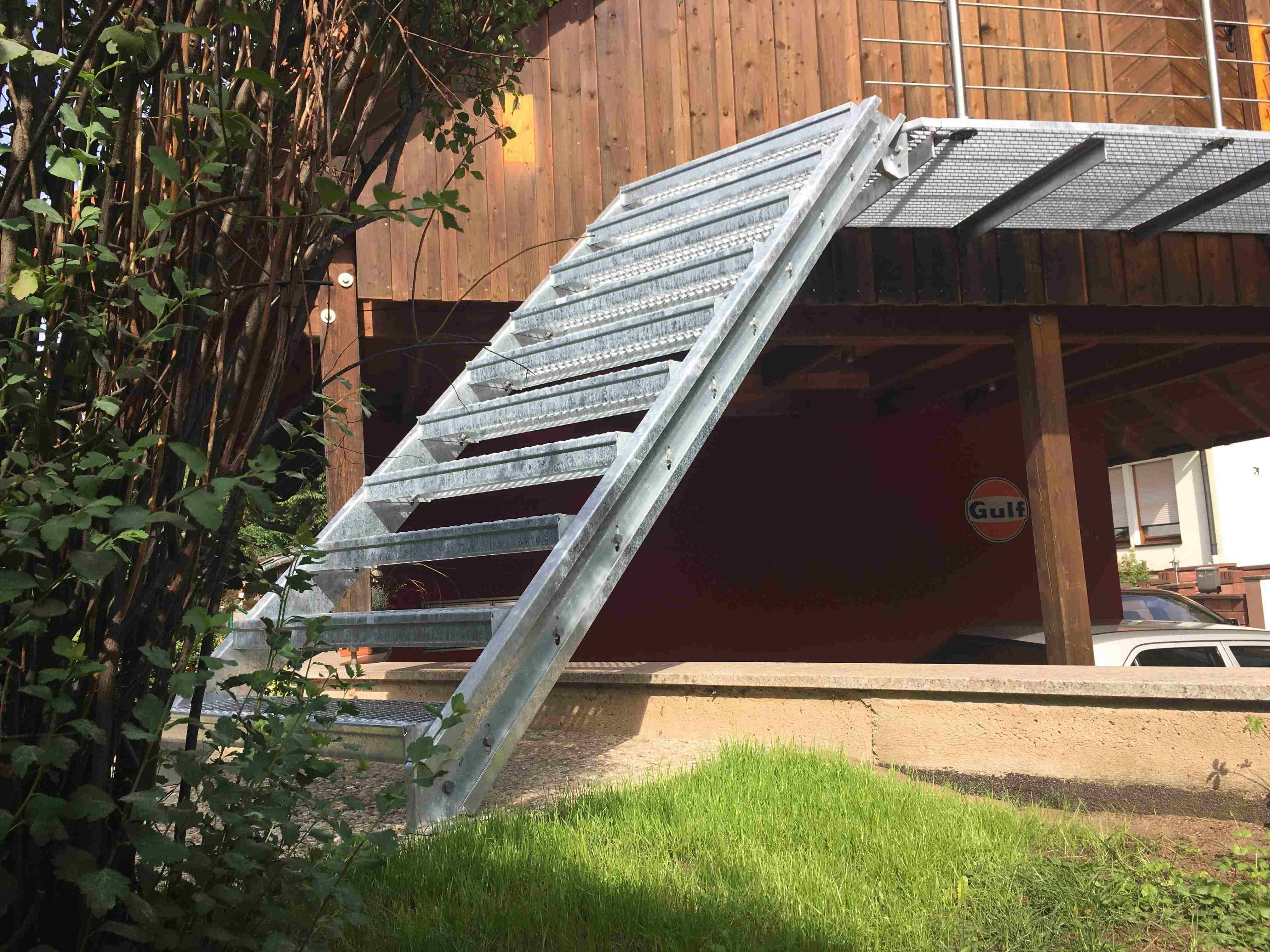 Gitterroststufe 1000 x 305 MW 30-30 TS 35-2 Rutschhemmung R10-24-1003030352.7